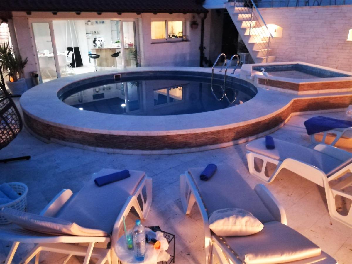 Apartments Rustika Toscana Vodice Dış mekan fotoğraf